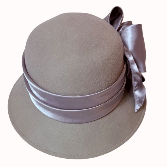 August Accessories Wool Cloche Hat Taupe Luxe Satin Sequin Beaded Bow Church - Picture 4 of 14